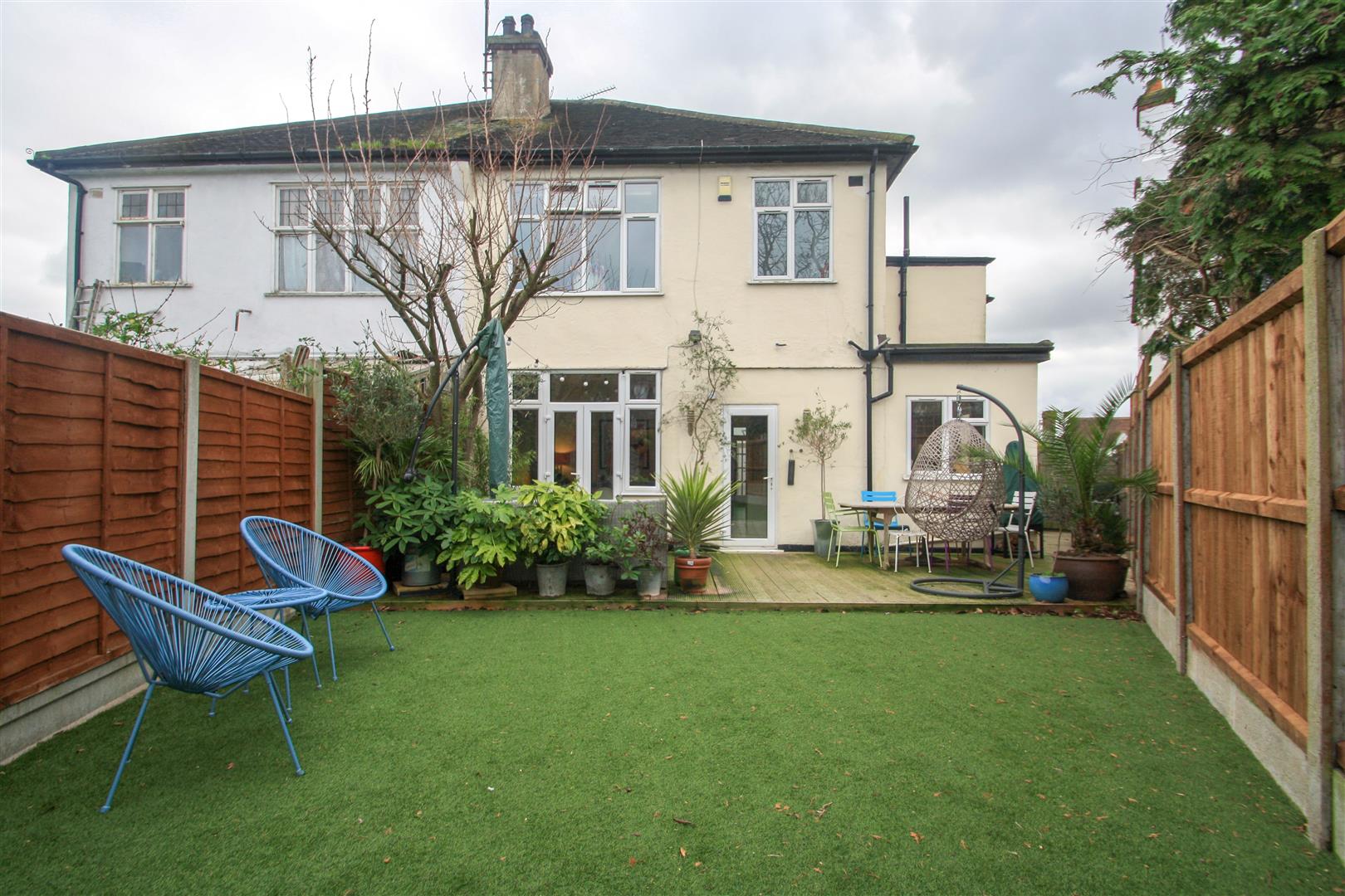 Appointmoor The Ridgeway, Chalkwell